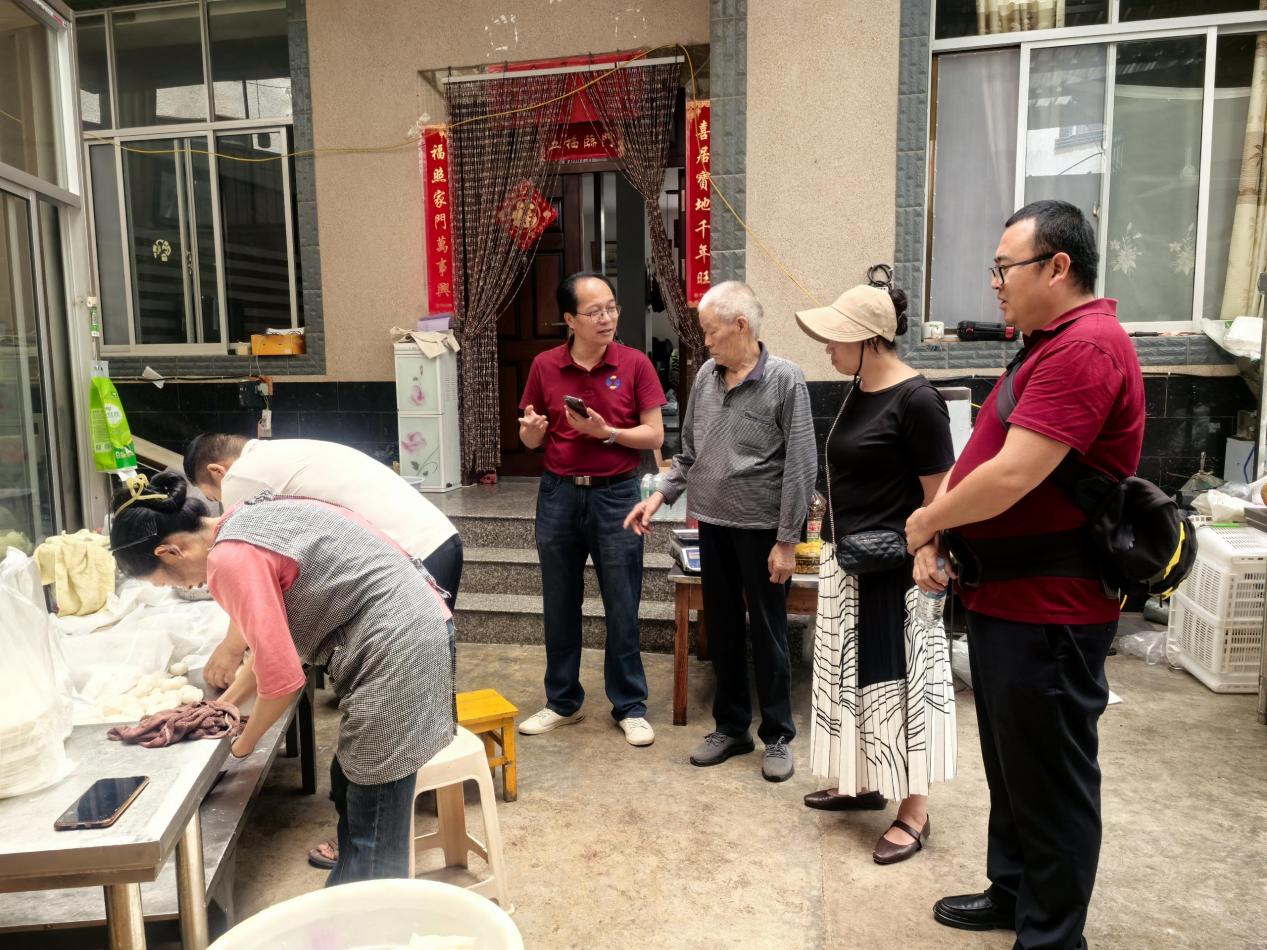党建共建聚合力 保山隆阳沪农商村镇银行：拥军优属与乡村振兴同频共振