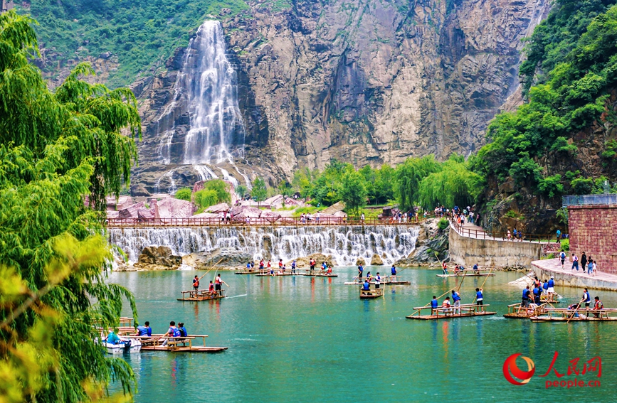 清凉经济”火热 各地文旅开启暑期“花式促销”