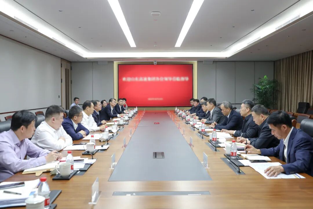 山东高速集团党委书记、董事长王其峰带队拜访鲁信集团